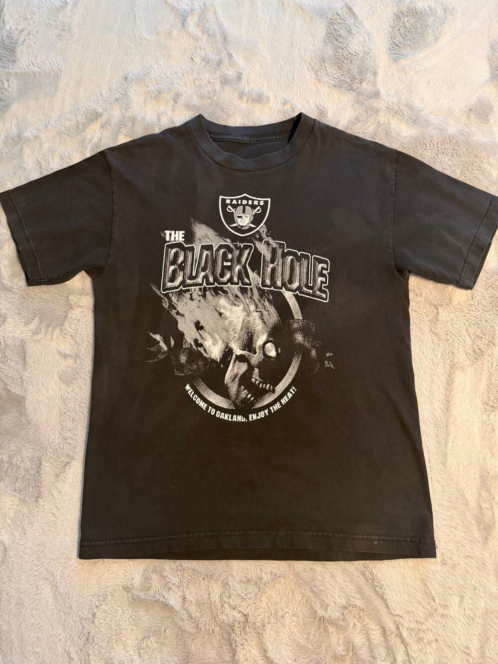 Vintage Oakland Raiders The Black Hole Double Sided Flaming Skull Shirt M